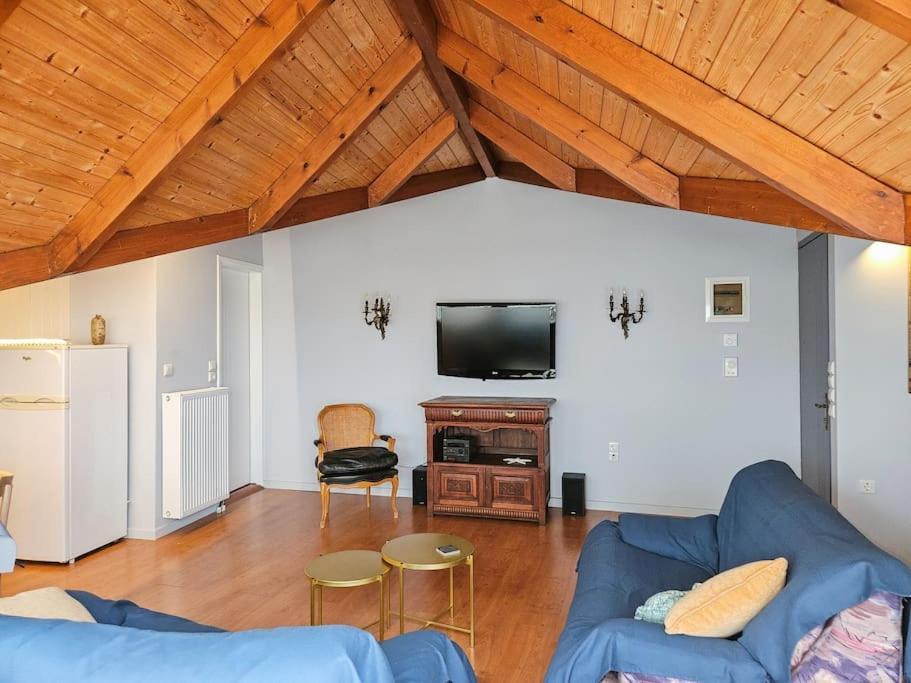 Sunny & Comfy Studio In The Heart Of Preveza Buitenkant foto